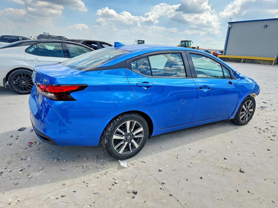 Photo 3 from auction – 2020 NISSAN VERSA with VIN 3N1CN8EV2LL859828
