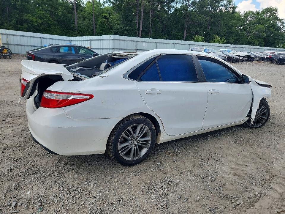 Photo 3 from auction – 2016 TOYOTA CAMRY with VIN 4T1BF1FK0GU128596
