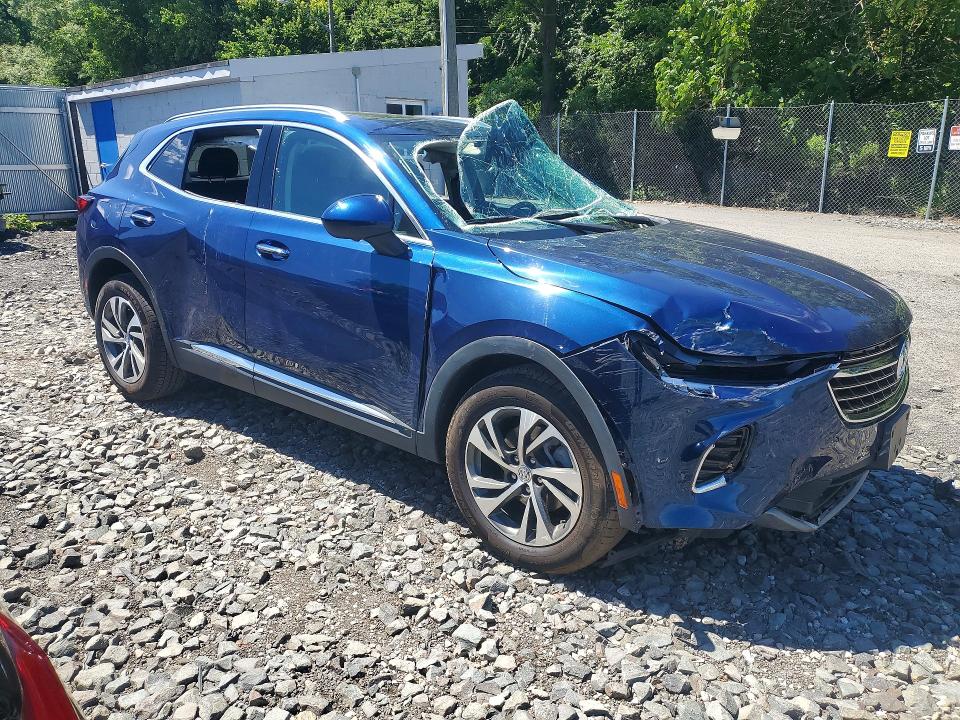 Photo 4 from auction – 2022 BUICK ENVISION with VIN LRBFZPR48ND111635