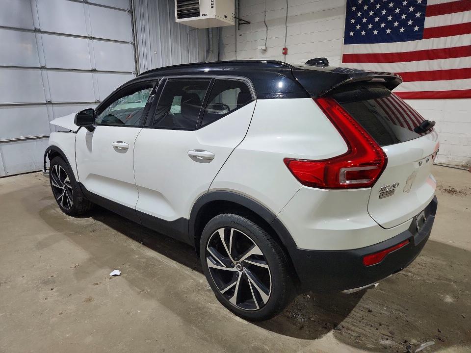 Photo 2 from auction – 2019 VOLVO XC40 with VIN YV4162UM3K2122724