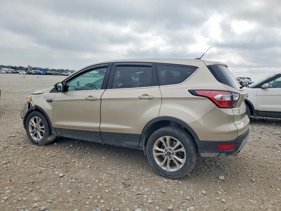 Photo 2 from auction – 2017 FORD ESCAPE with VIN 1FMCU0GD1HUE22367