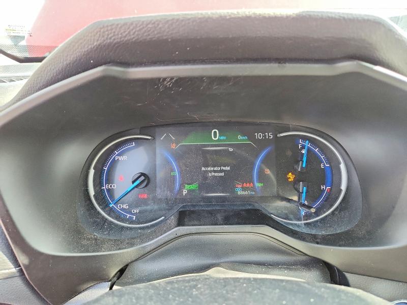 Photo 9 from auction – 2020 TOYOTA RAV4 with VIN 2T3DWRFV2LW078013
