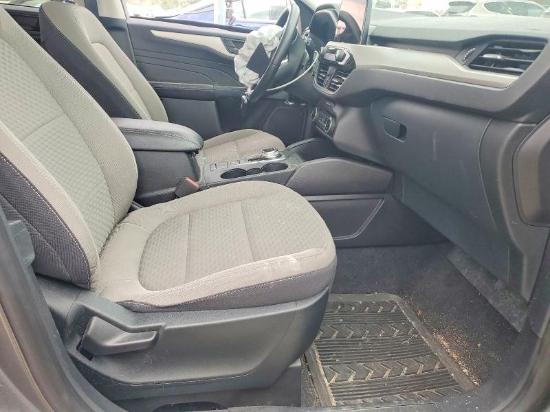 Photo 7 from auction – 2022 FORD ESCAPE with VIN 1FMCU9G66NUA07451
