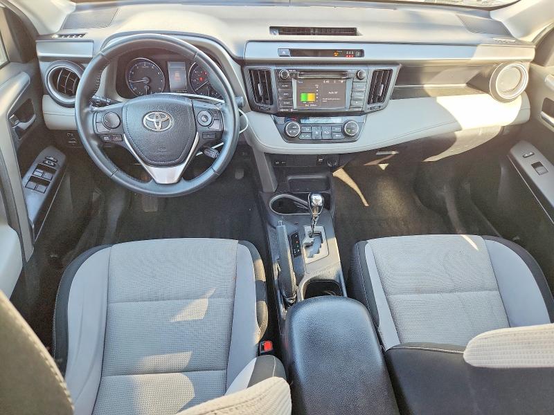 Photo 8 from auction – 2017 TOYOTA RAV4 with VIN 2T3RFREV5HW591075