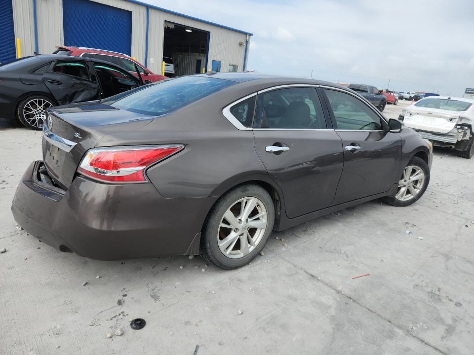 Photo 3 from auction – 2015 NISSAN ALTIMA with VIN 1N4AL3AP2FN355570