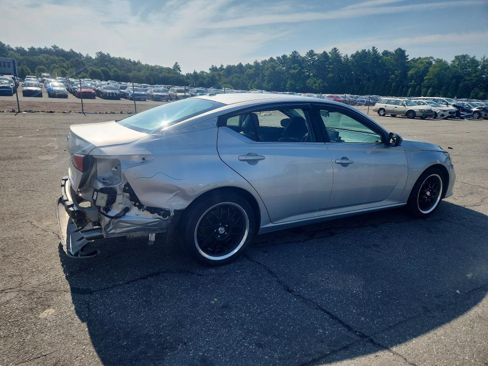 Photo 3 from auction – 2020 NISSAN ALTIMA with VIN 1N4BL4CV7LC182142