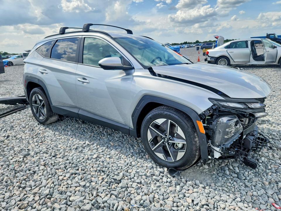 Photo 4 from auction – 2026 HYUNDAI TUCSON with VIN 5NMJB3DE2TH618172