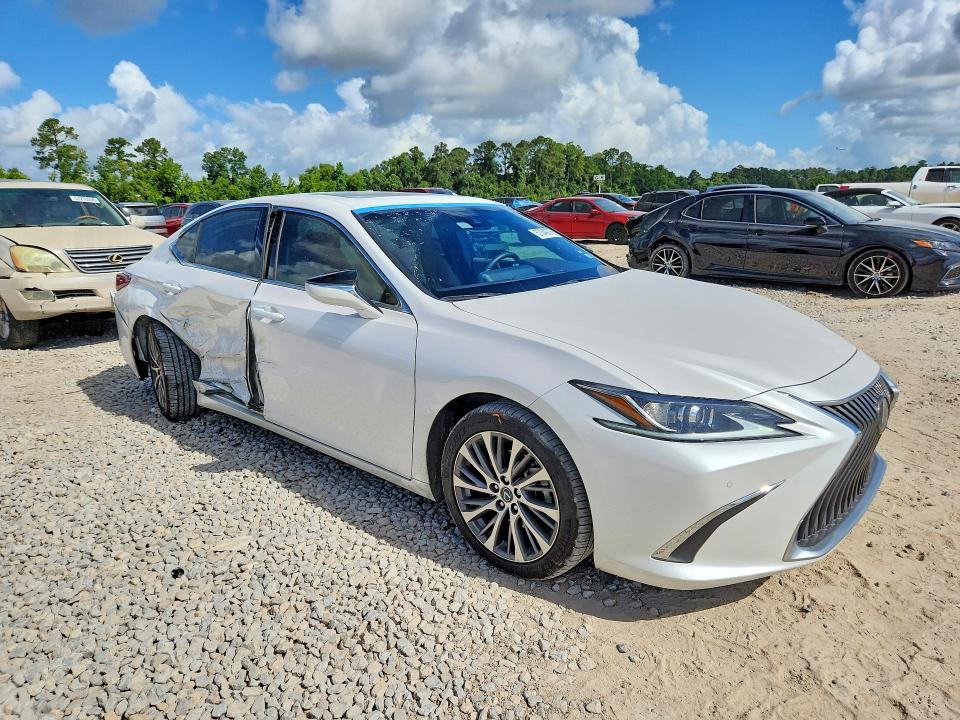 Photo 4 from auction – 2019 LEXUS ES with VIN 58ABZ1B16KU039041