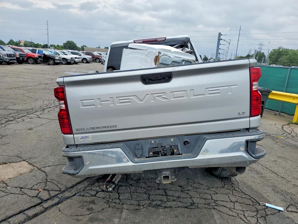 Photo 6 from auction – 2020 CHEVROLET SILVERADO with VIN 1GC4YNEY2LF316281