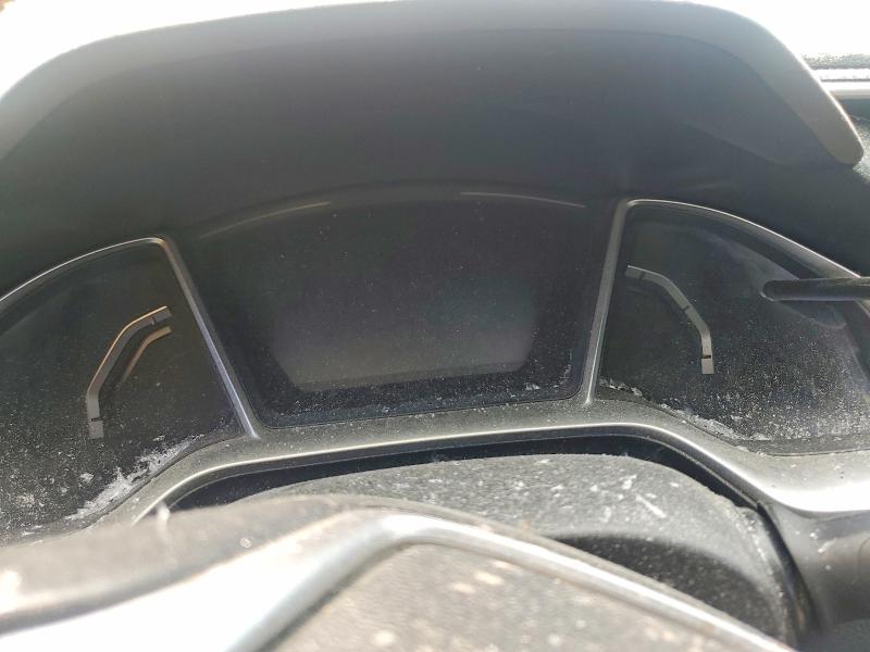 Photo 9 from auction – 2017 HONDA CIVIC with VIN 2HGFC1F92HH102115