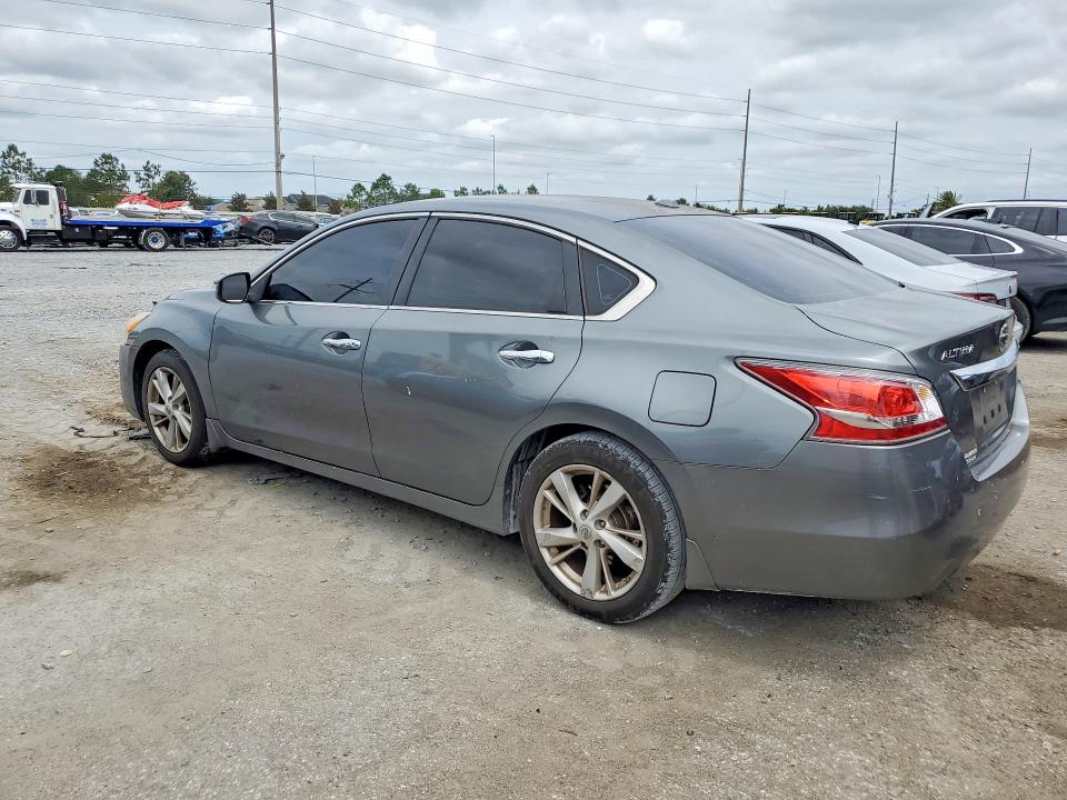Photo 2 from auction – 2015 NISSAN ALTIMA with VIN 1N4AL3AP1FC100078