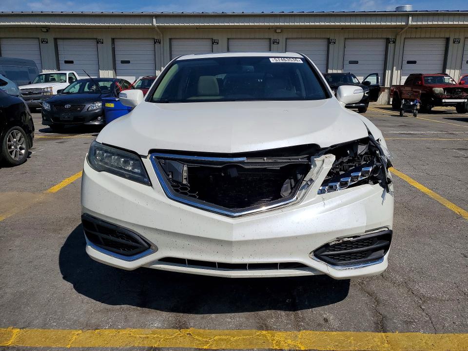 Photo 5 from auction – 2017 ACURA RDX with VIN 5J8TB4H38HL013121