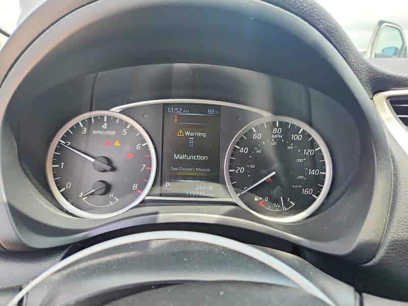 Photo 9 from auction – 2018 NISSAN SENTRA with VIN 3N1AB7AP7JY303371