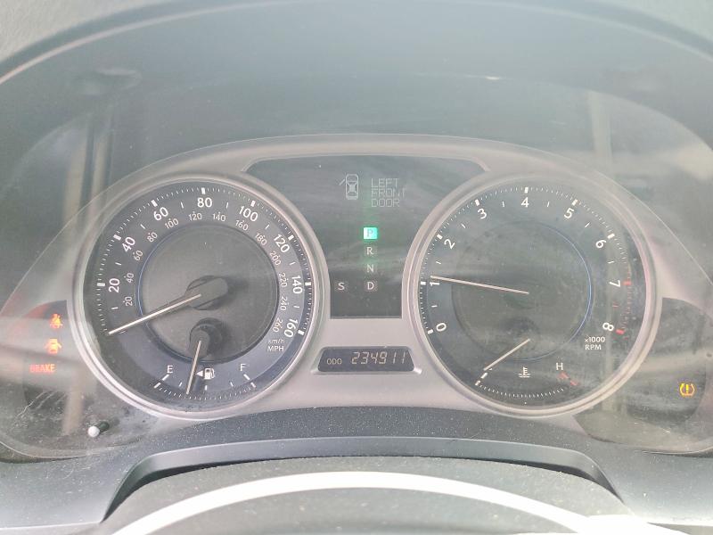 Photo 9 from auction – 2010 LEXUS IS with VIN JTHCF5C29A5037881