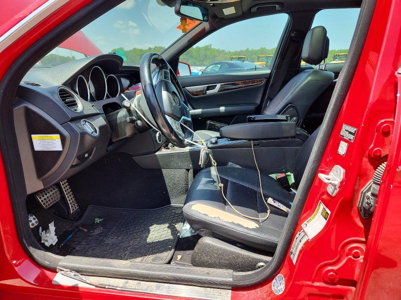 Photo 7 from auction – 2014 MERCEDES-BENZ C with VIN WDDGF8AB8EA928562