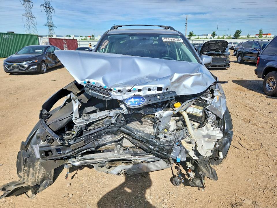 Photo 5 from auction – 2018 SUBARU FORESTER with VIN JF2SJGWC4JH432286