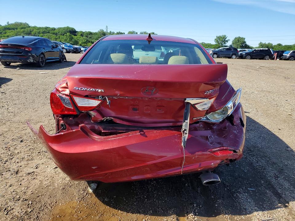 Photo 6 from auction – 2011 HYUNDAI SONATA with VIN 5NPEC4AB7BH215529