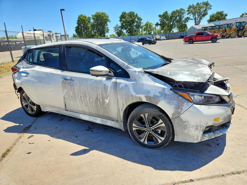 Photo 4 from auction – 2022 NISSAN LEAF with VIN 1N4BZ1DV4NC551408