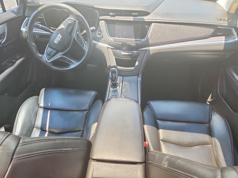 Photo 8 from auction – 2017 CADILLAC XT5 with VIN 1GYKNBRS7HZ115125