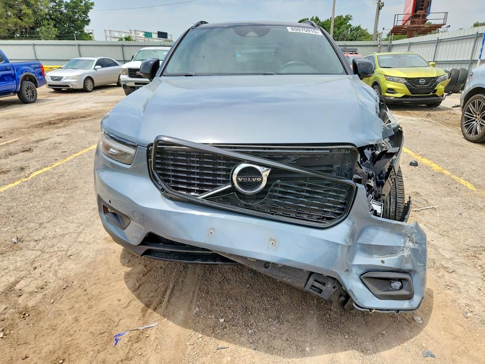 Photo 5 from auction – 2020 VOLVO XC40 with VIN YV4AC2HM9L2295572