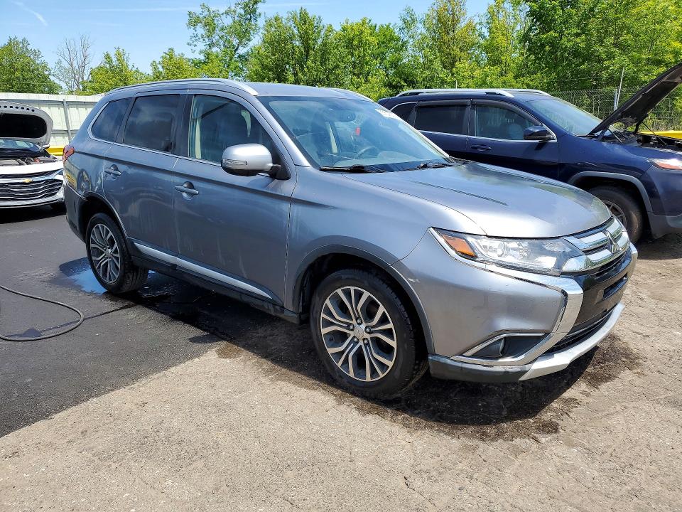 Photo 4 from auction – 2018 MITSUBISHI OUTLANDER with VIN JA4AD3A35JZ000585