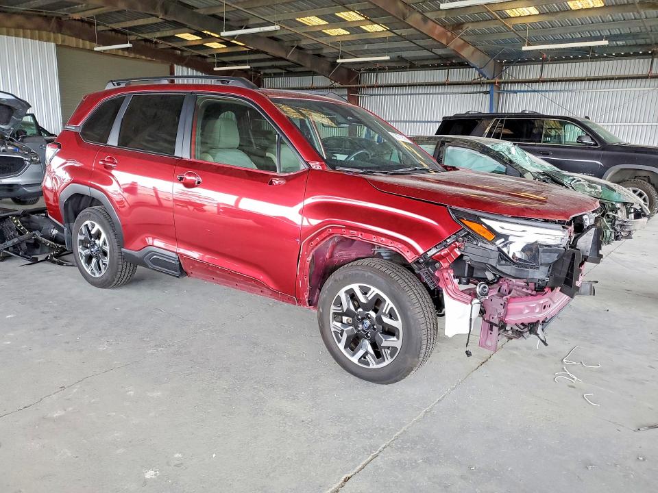 Photo 4 from auction – 2025 SUBARU FORESTER with VIN JF2SLDDC1SH440617