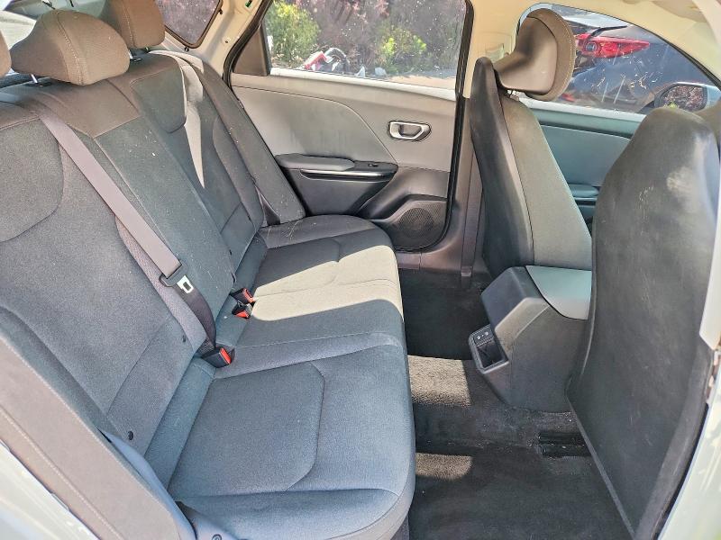 Photo 10 from auction – 2025 KIA K4 with VIN 3KPFT4DE0SE012125