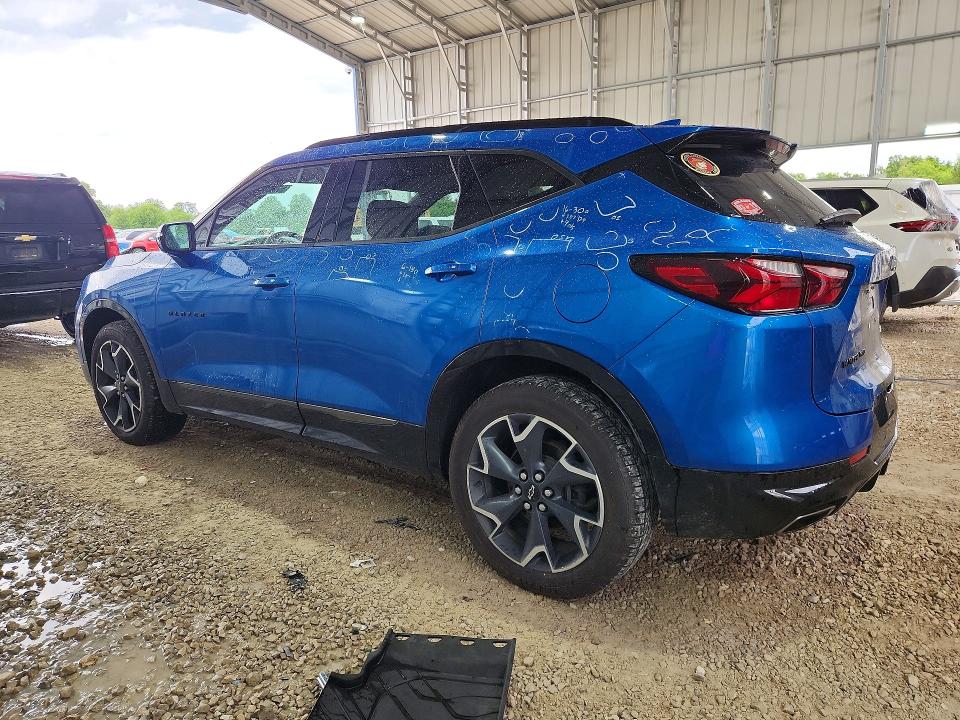 Photo 2 from auction – 2021 CHEVROLET BLAZER with VIN 3GNKBKRS4MS502924