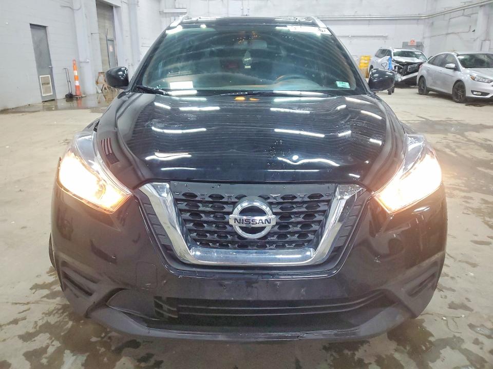 Photo 5 from auction – 2019 NISSAN KICKS with VIN 3N1CP5CU8KL551547