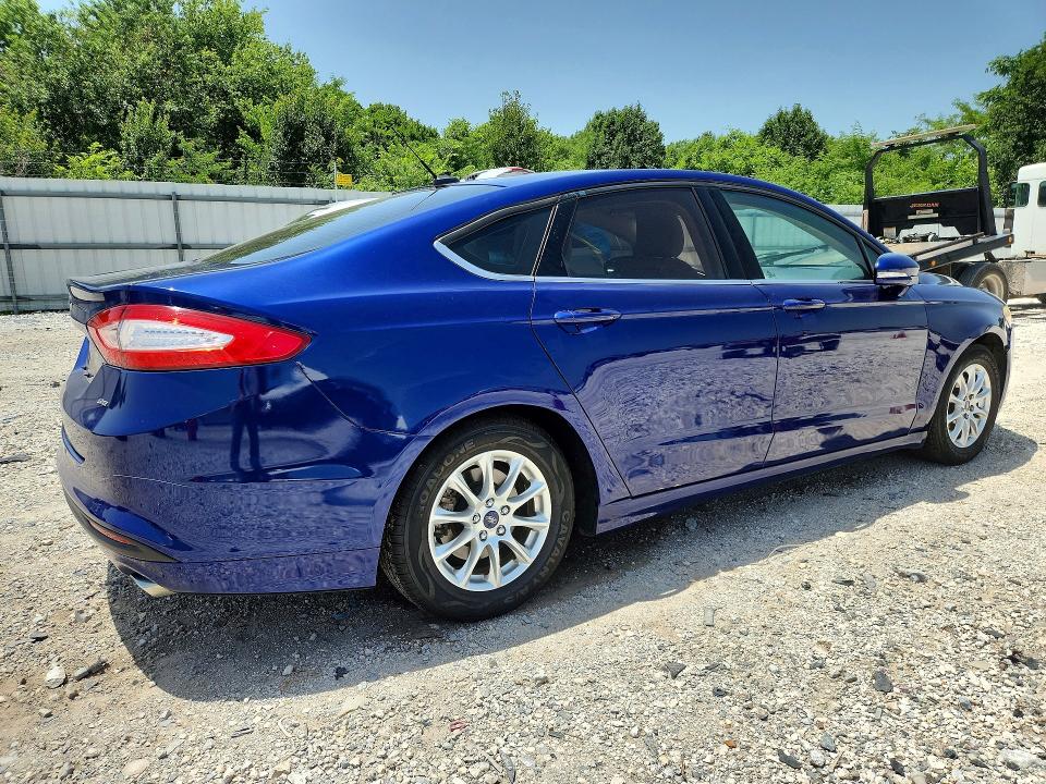 Photo 3 from auction – 2016 FORD FUSION with VIN 3FA6P0H77GR367341
