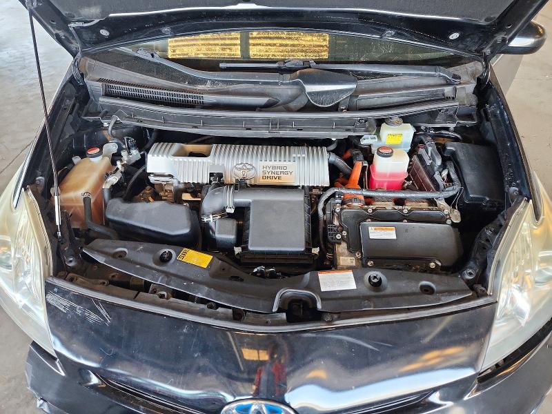 Photo 11 from auction – 2015 TOYOTA PRIUS with VIN JTDKN3DU0F0423422