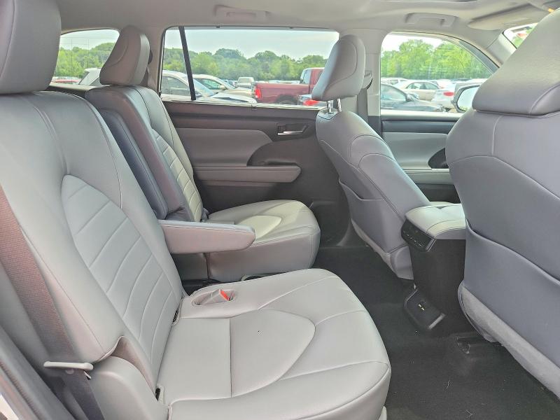 صورة رقم 11 من المزاد - 2021 TOYOTA HIGHLANDER مع VIN 5TDGBRCH5MS526223