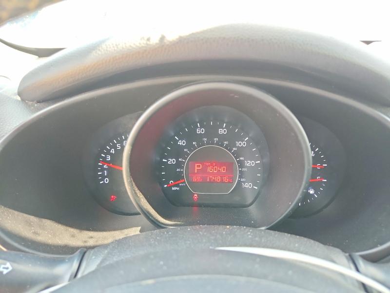 Photo 9 from auction – 2016 KIA SOUL with VIN KNDJP3A59G7298450