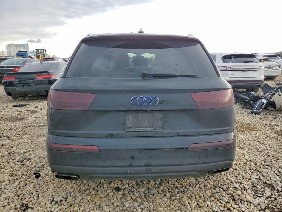 Photo 6 from auction – 2017 AUDI Q7 with VIN WA1AHAF73HD049294