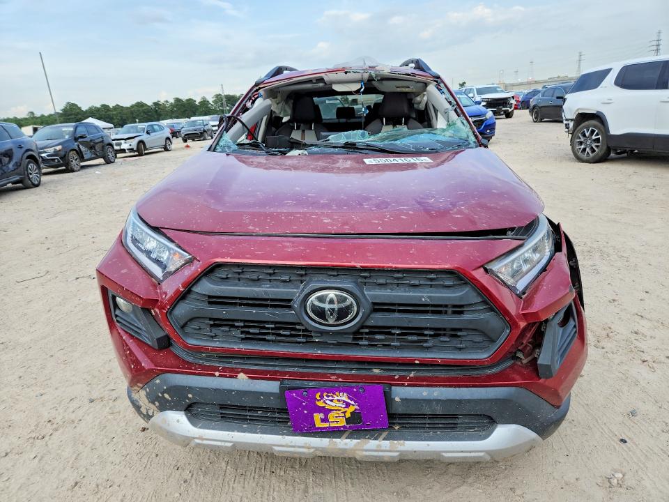 Photo 5 from auction – 2019 TOYOTA RAV4 with VIN 2T3J1RFV4KW021716