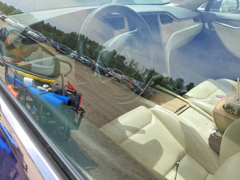 Photo 8 from auction – 2018 TESLA MODEL S with VIN 5YJSA1E2XJF297822