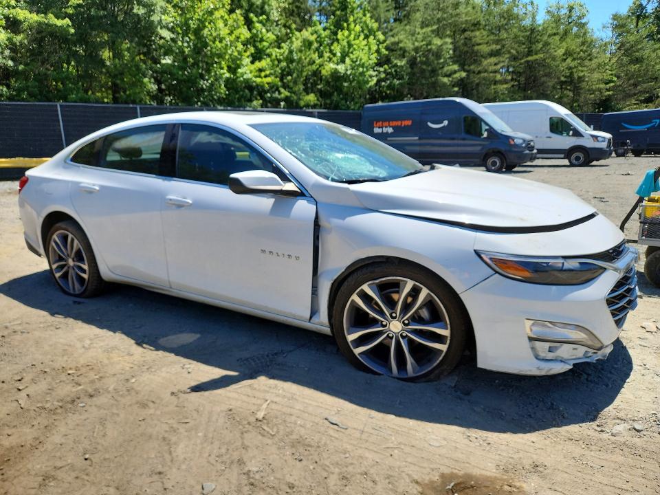 Photo 4 from auction – 2023 CHEVROLET MALIBU with VIN 1G1ZD5ST4PF213260
