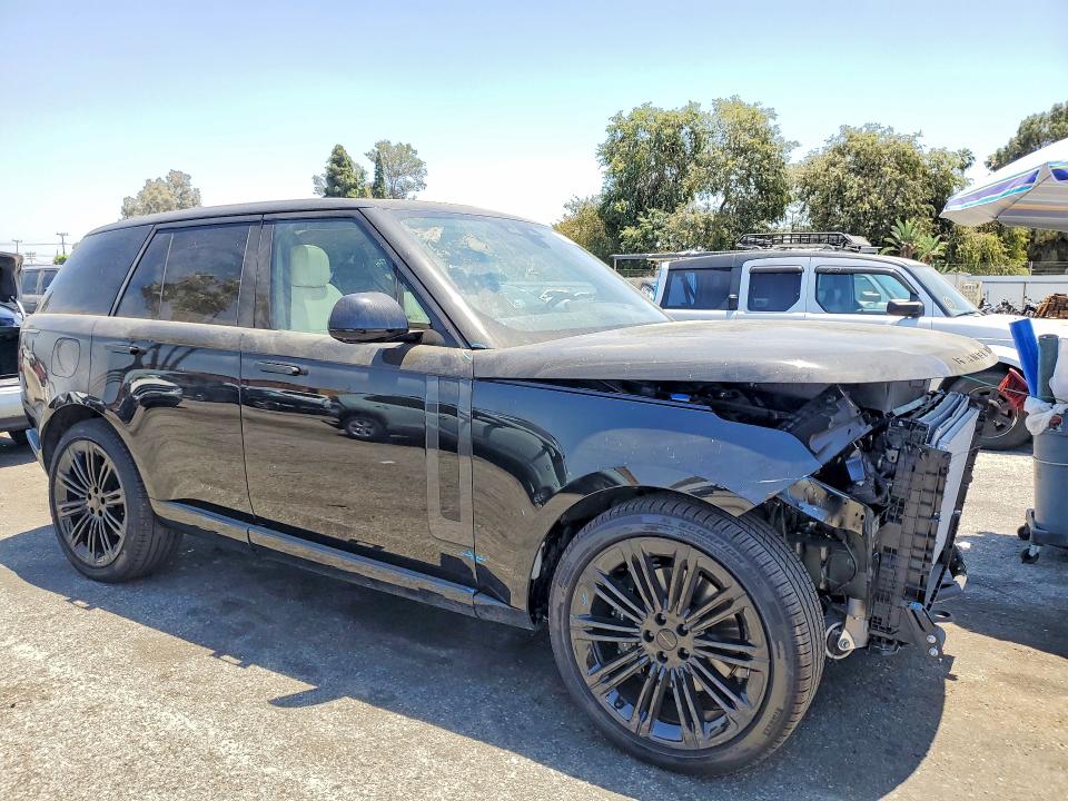 Photo 4 from auction – 2026 LAND ROVER RANGE ROVER with VIN SALKP9FU9TA347224