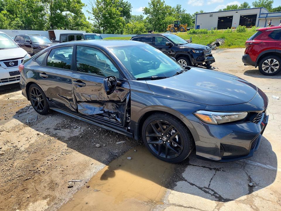 Photo 4 from auction – 2026 HONDA CIVIC with VIN 2HGFE2F51TH566874