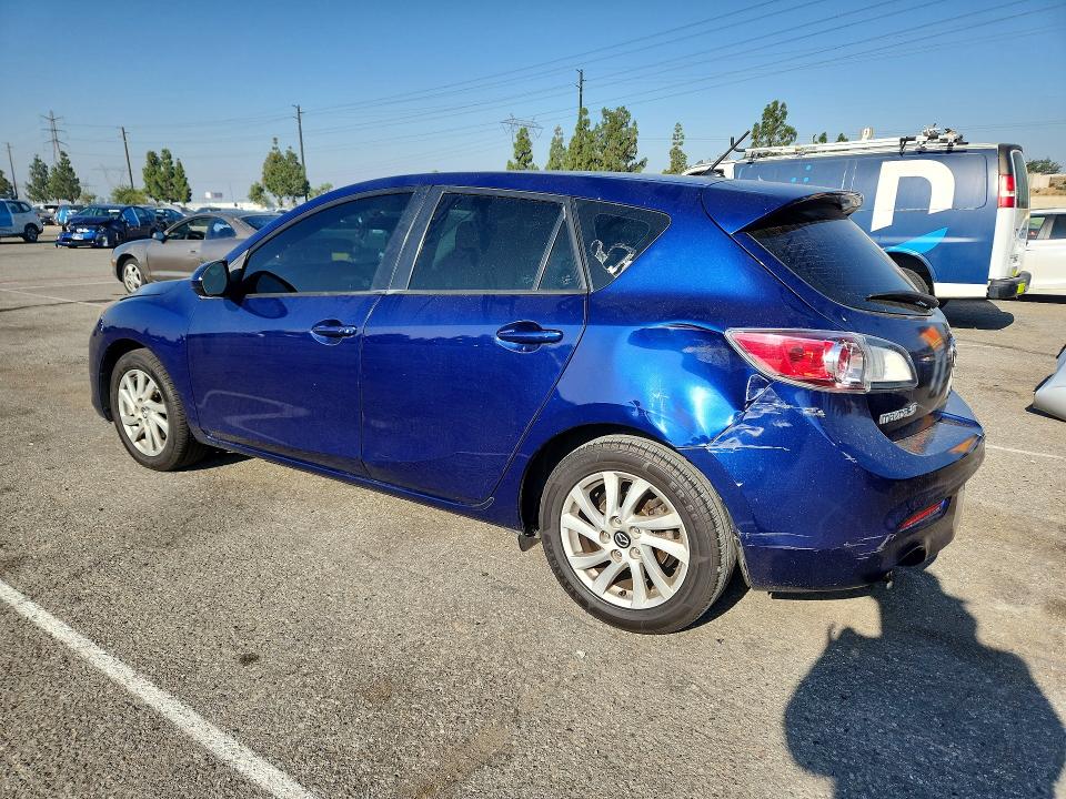 Foto 2 de la subasta – 2013 MAZDA 3 con VIN JM1BL1LP9D1791370