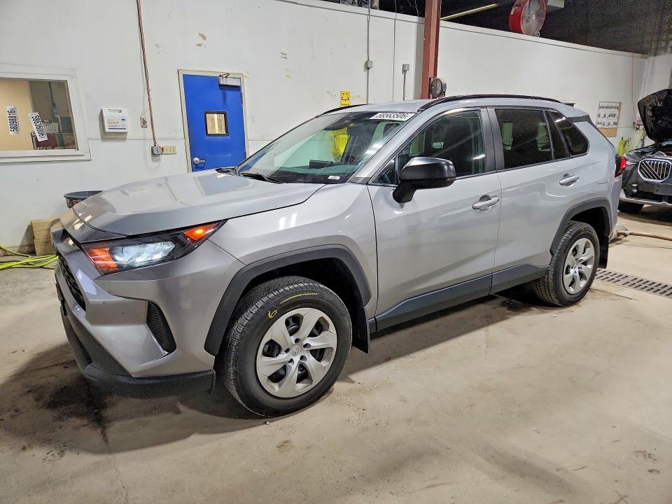 TOYOTA RAV4 2019 with VIN 2T3F1RFV8KW057494 - Photo from auction