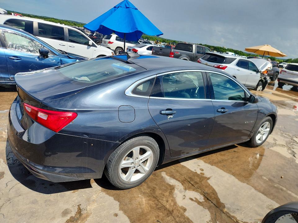 Photo 3 from auction – 2020 CHEVROLET MALIBU with VIN 1G1ZC5ST2LF052260