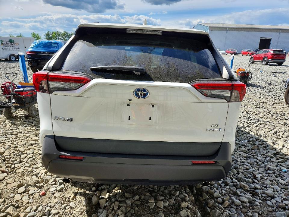 Photo 6 from auction – 2020 TOYOTA RAV4 with VIN 2T3LWRFV2LW084051