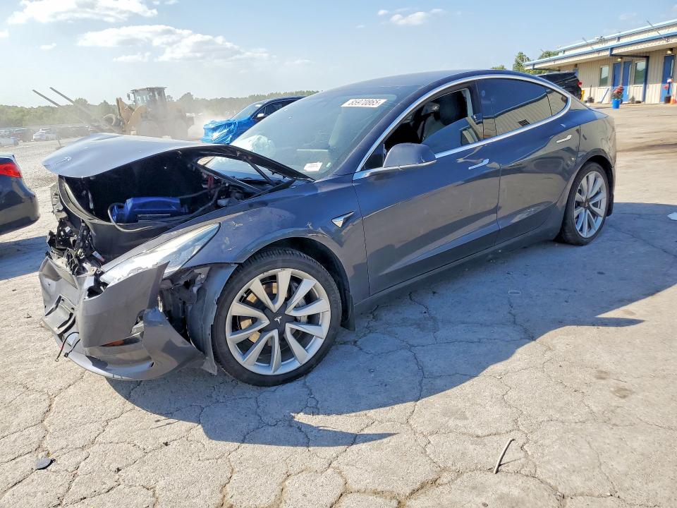 Zdjęcie 1 z aukcji – 2020 TESLA MODEL 3 z VIN 5YJ3E1EB5LF638037