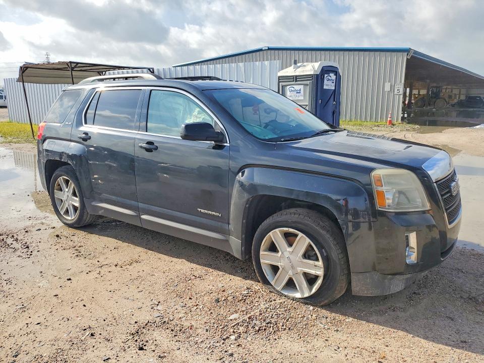 Photo 4 from auction – 2011 GMC TERRAIN with VIN 2CTALSEC0B6214110