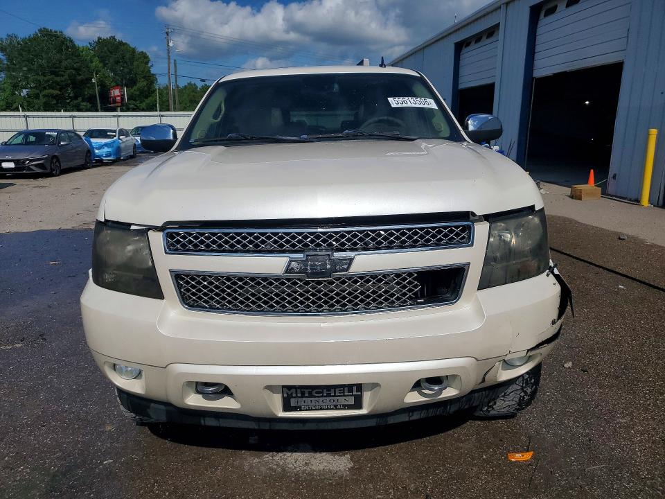 Photo 5 from auction – 2010 CHEVROLET TAHOE with VIN 1GNUCCE03AR175379