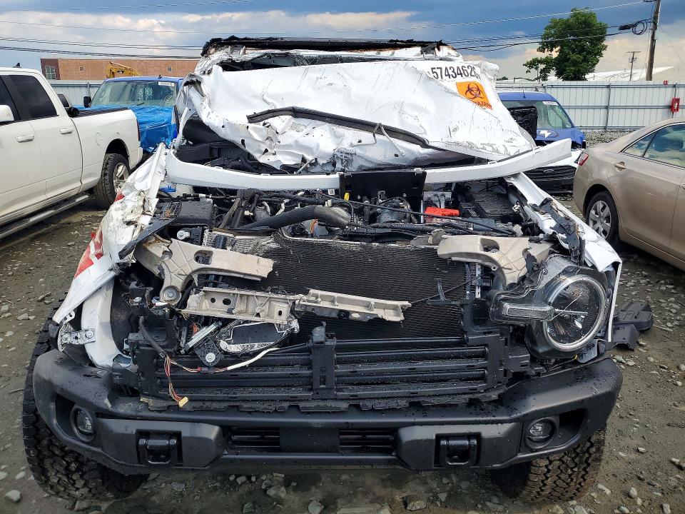 Photo 5 from auction – 2025 FORD BRONCO with VIN 1FMEE7BH2SLB69694
