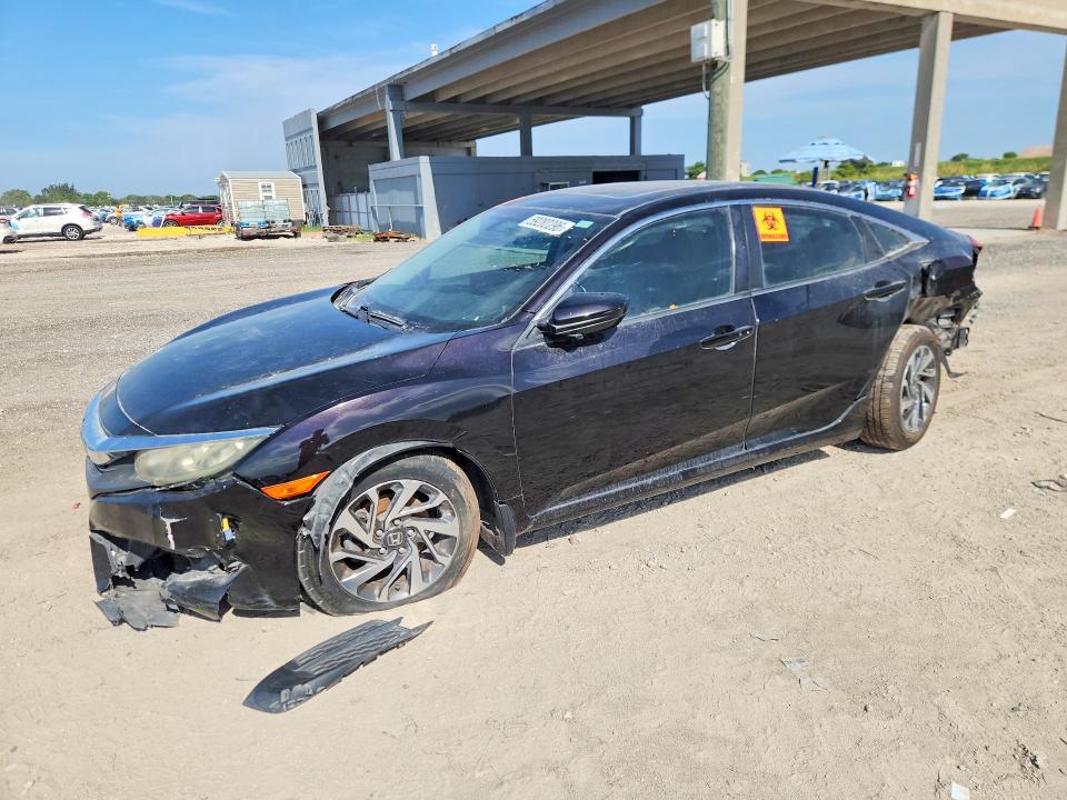 HONDA CIVIC 2016 مع رقم تعريف المركبة 19XFC2F70GE023507 - صورة من المزاد