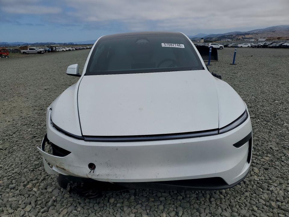 Photo 5 from auction – 2026 TESLA MODEL Y with VIN 7SAYGDEE6TF454045