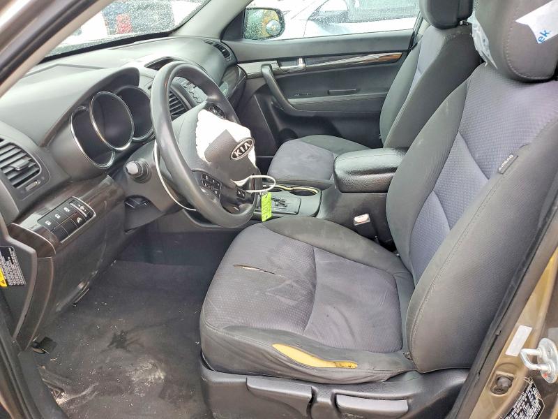 Photo 7 from auction – 2012 KIA SORENTO with VIN 5XYKT3A1XCG202108
